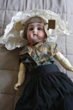 antieke Zeeuwse klederdrachtpop, Ophalen