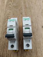 Schneider Electric iC60N C20A Stroomonderbrekers (2x), Ophalen of Verzenden, Gebruikt