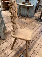 Frans houten stoeltje krukje, Ophalen