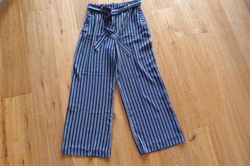 Broek, H&M, maat 42, Kleding | Dames, Broeken en Pantalons, Zo goed als nieuw, Maat 42/44 (L), Zwart, Lang, Ophalen of Verzenden