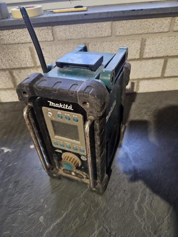 Makita accu bouwradio beschikbaar voor biedingen