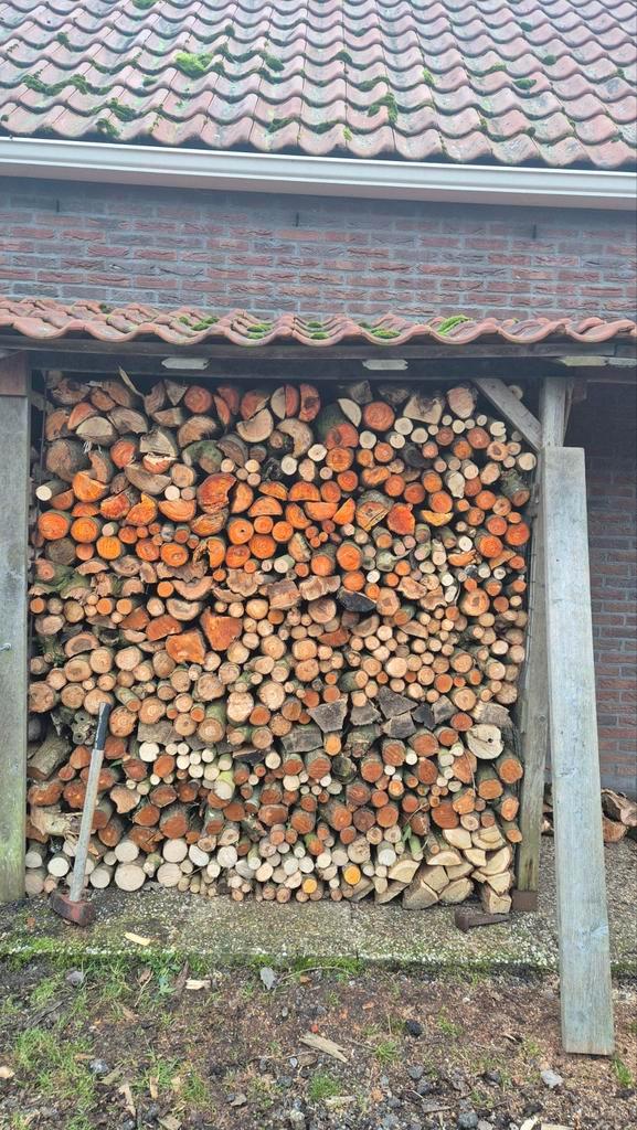 Stapel haardhout te koop, Tuin en Terras, Haardhout, Blokken, Overige houtsoorten, 3 tot 6 m³, Ophalen