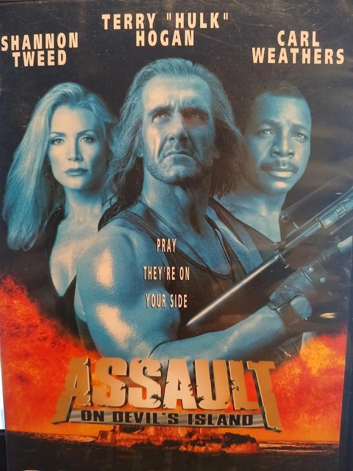 Assault on devils island ( hogen- Carl weathers - tweed ), Cd's en Dvd's, Dvd's | Actie, Zo goed als nieuw, Ophalen of Verzenden