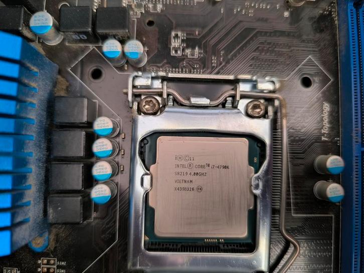 Pc's for parts, Computers en Software, Moederborden, DDR3, Ophalen