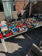 Grote Verzameling Metalen Speelgoedauto’s – 100+ Stuks, Hobby en Vrije tijd, Modelauto's | 1:18, Ophalen, Gebruikt, Overige typen