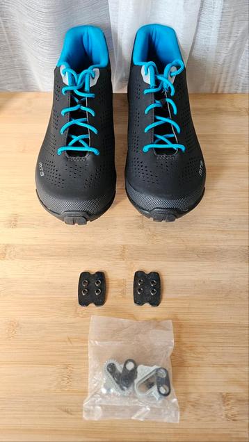 Wielrenschoenen - Shimano SH-MT301 - ZGAN - Klikpedaal - 46  beschikbaar voor biedingen