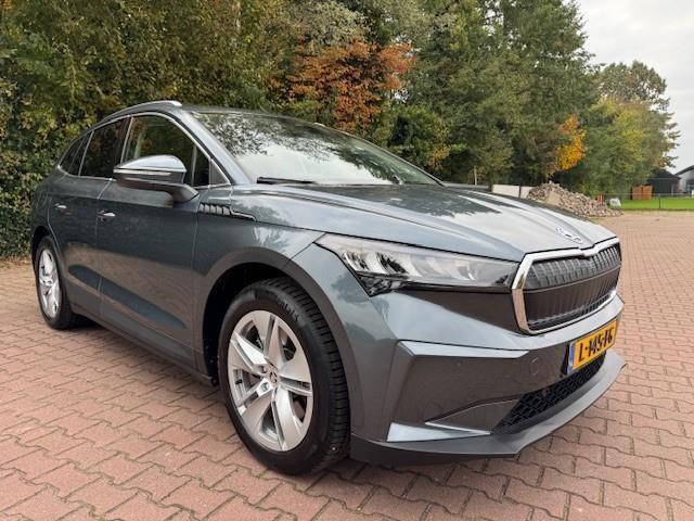 Skoda Enyaq iV 80 BEV 204PK 77KWH/WARMTEPOMP/THAAK/ACRUISE/F, Auto's, Skoda, Bedrijf, Te koop, Enyaq, ABS, Achteruitrijcamera