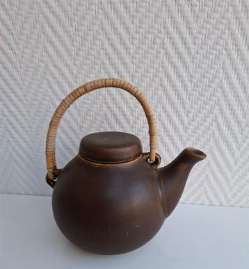 Ulla Procope theepot, Arabia, hoog 12 cm beschikbaar voor biedingen