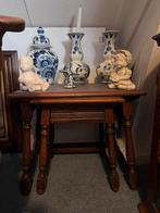 2 eikenhouten bijzettafels, 45 tot 60 cm, Minder dan 55 cm, Ophalen of Verzenden, Zo goed als nieuw
