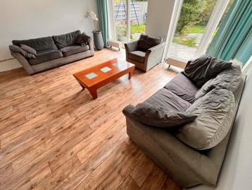 3-zits + 2-zits + fauteuil + salontafel + eettafel