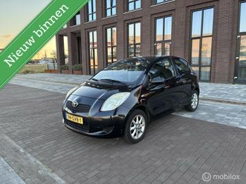 Toyota Yaris 1.3 VVTi Luna NAP LM beschikbaar voor biedingen