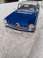 Opel kaptein P2 blauw wit super mooie staat  1:18  revell, Ophalen of Verzenden, Zo goed als nieuw, Revell