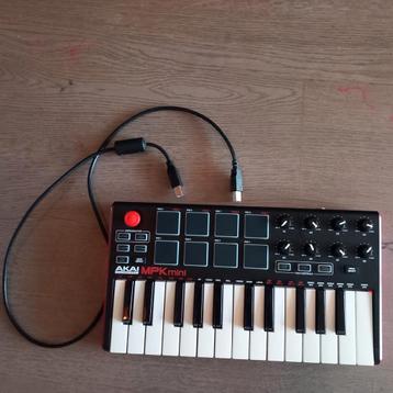 AKAI Professional MPK Mini  keyboard MK3   beschikbaar voor biedingen