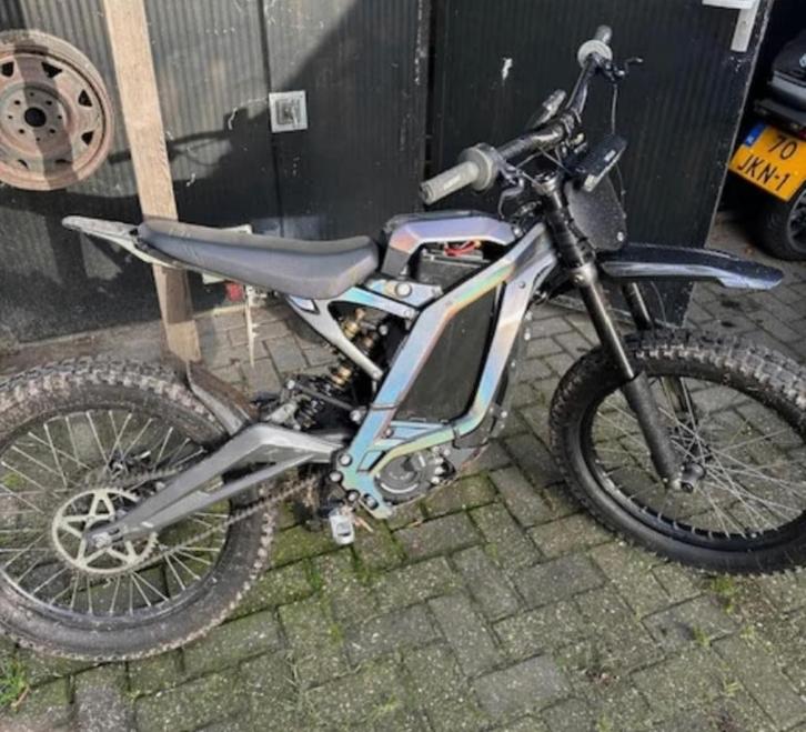 surron light bee 2023 met vele upgrades, Fietsen en Brommers, Brommers | Crossbrommers, Zo goed als nieuw, Overige merken, Ophalen