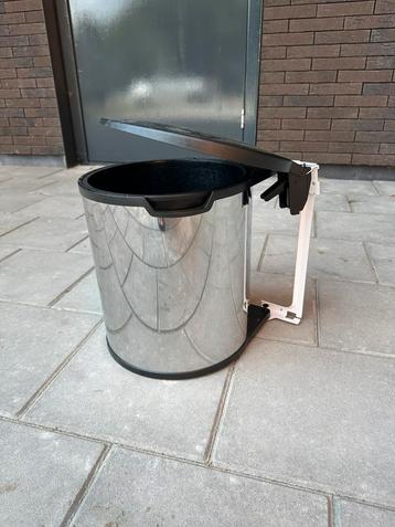Brabantia inbouw prullenbak beschikbaar voor biedingen