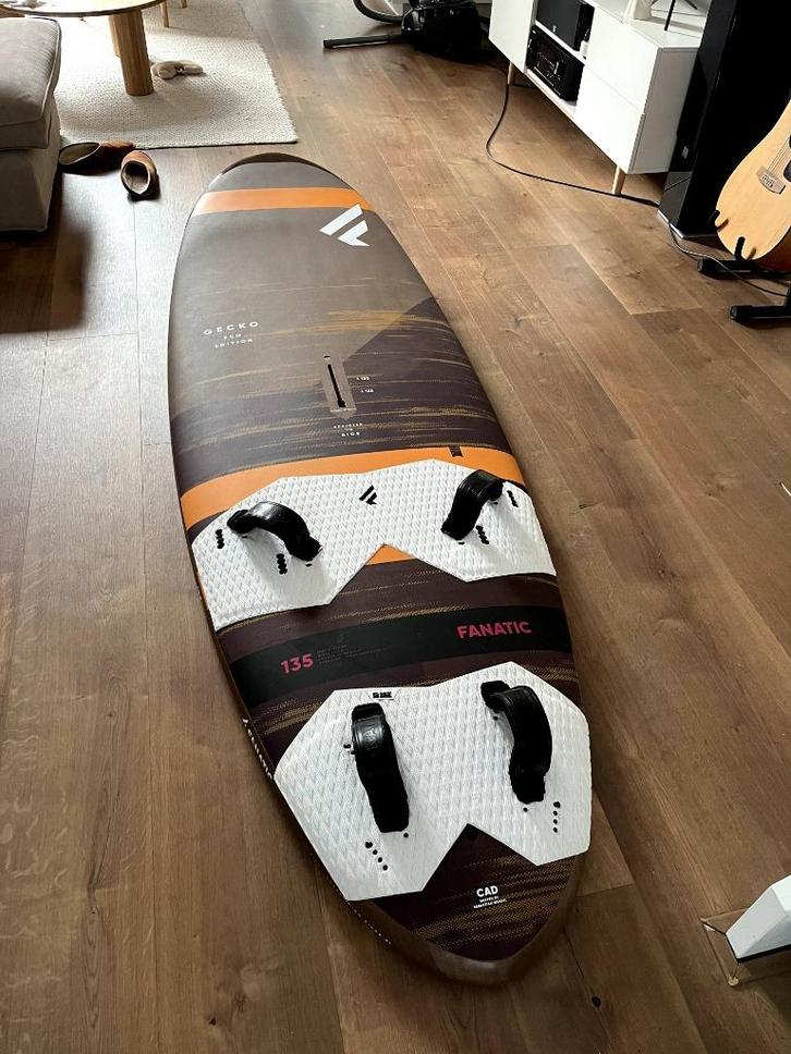 Complete Windsurf Set incl. Fanatic Gecko Eco 135L, Watersport en Boten, Windsurfen, Gebruikt, Complete set, Minder dan 250 cm