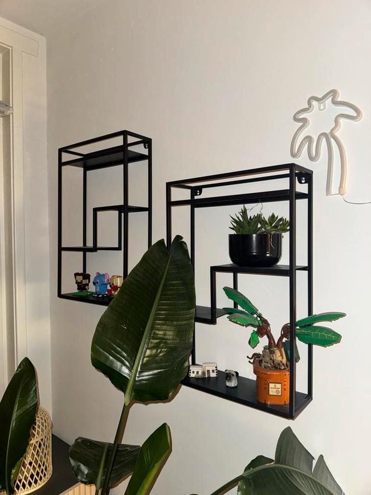 Ikea Lindasen Wandplanken - Set van 2, Huis en Inrichting, Woonaccessoires | Wandplanken en Boekenplanken, Zo goed als nieuw, Ophalen of Verzenden