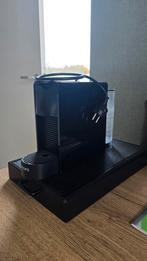 Krups Nespresso Essenza Mini - Compact Koffiegenot!, Gebruikt, Espresso apparaat, Ophalen of Verzenden, 1 kopje