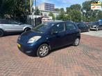 Toyota Yaris 1.0 VVTi Acces 2010 NW KOPPELING!, Voorwielaandrijving, Gebruikt, 750 kg, Blauw