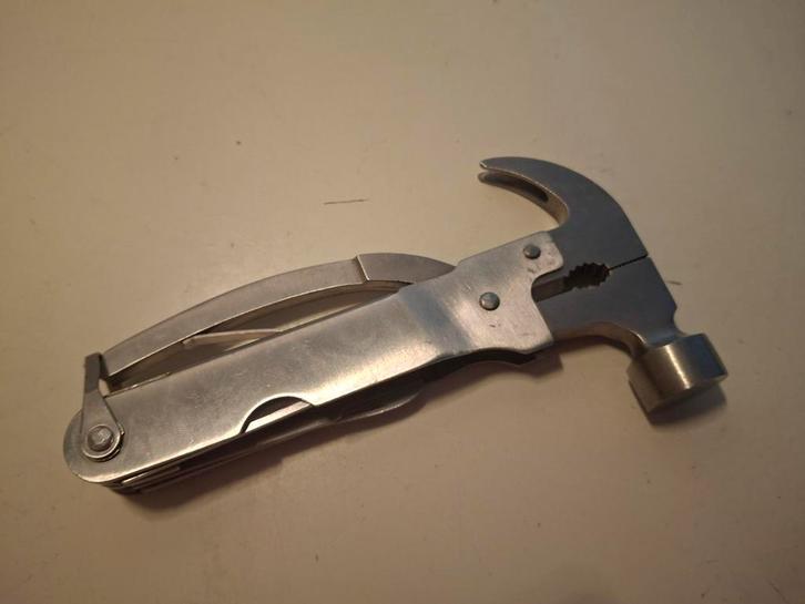 Multitool hamer tang, Caravans en Kamperen, Kampeergereedschap, Zo goed als nieuw, Ophalen of Verzenden