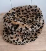 Hoedje luipaard print  imitatiebont € 10,00, Kleding | Dames, Hoeden en Petten, Ophalen of Verzenden, Zo goed als nieuw, 58 cm (L, 7¼ inch) of meer