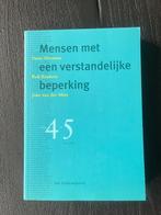 Mensen met een verstandelijke beperking - studieboek, Ophalen, Beta, Zo goed als nieuw, HBO