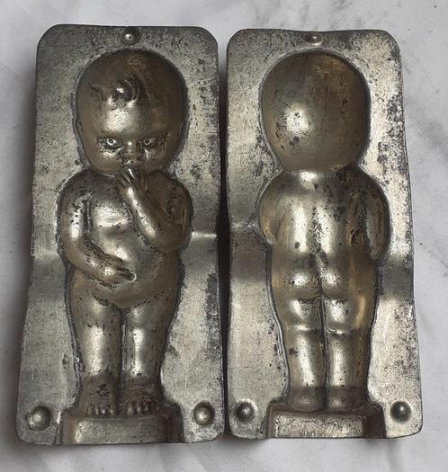 Antieke Chocoladevorm: BABYTJE in BLOTE BILLEN, Antiek en Kunst, Curiosa en Brocante, Ophalen of Verzenden