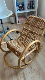 Leuke vintage rotan kinder schommelstoel, Kinderen en Baby's, Ophalen, Gebruikt, Stoel(en)