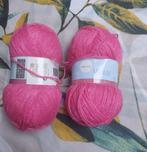 2 bollen wol roze, Ophalen of Verzenden, Nieuw, Breien of Haken, Wol of Garen