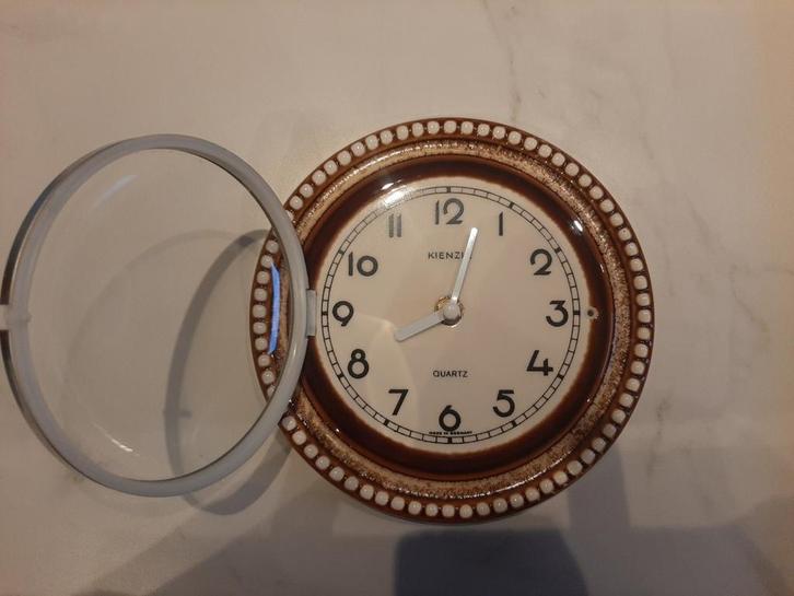 Kienzle Keramiek Klok Duitsland Quartz, Antiek en Kunst, Antiek | Klokken, Ophalen of Verzenden