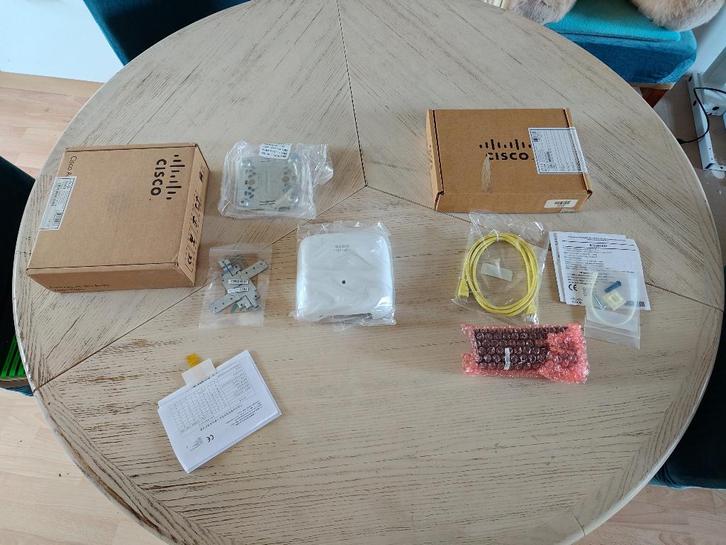Cisco Aironet 1815i + Poe injector, Computers en Software, Accesspoints, Nieuw, Ophalen of Verzenden