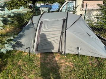 Vrijbuiter Vis-a-vis Tent - Ruime Kampeertent beschikbaar voor biedingen