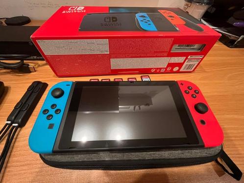 Nintendo switch (goede deal!), Spelcomputers en Games, Spelcomputers | Nintendo Switch, Zo goed als nieuw, Switch 2019 Upgrade