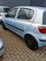 Toyota Yaris 1.3 16V Vvti 5DR Linea Terra2004 met  airco, Voorwielaandrijving, 4 cilinders, Origineel Nederlands, Handgeschakeld
