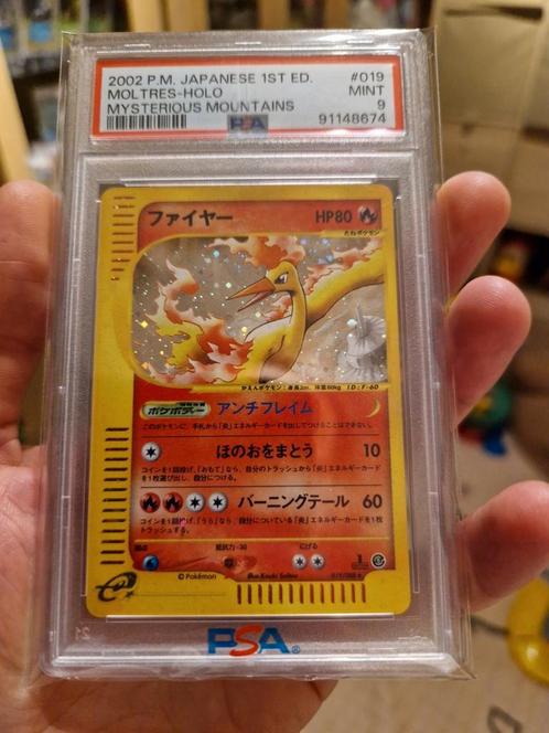 Pokémon moltres holo 1st edition mysterious mountains psa 9, Hobby en Vrije tijd, Verzamelkaartspellen | Pokémon, Zo goed als nieuw