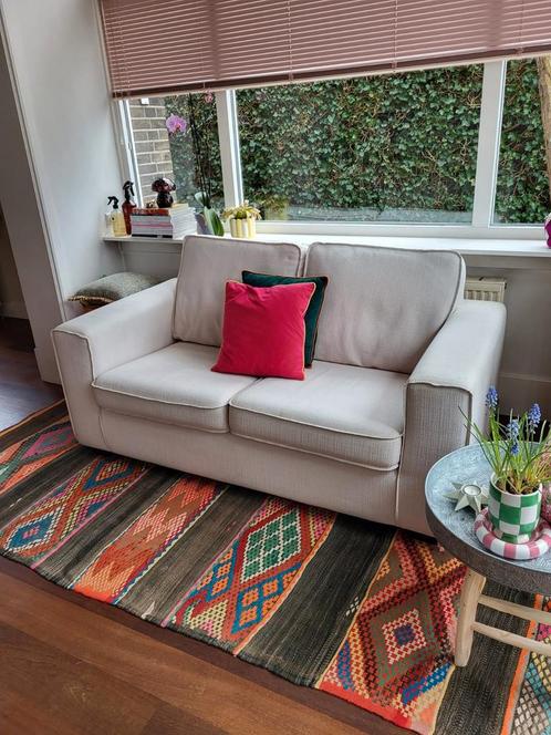 2-zits bank Umix crème kleurig 170 cm breed in goede staat, Huis en Inrichting, Banken | Bankstellen, Gebruikt, Rechte bank, Tweepersoons