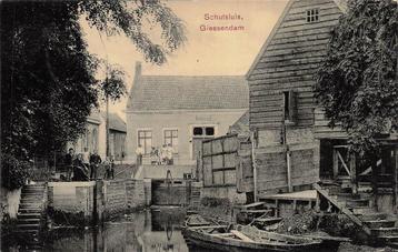U805 Giessendam Schutsluis sluis - uitg W M - beschikbaar voor biedingen