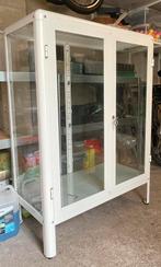 Fabrikör vitrinekast Ikea 81x42x113, Ophalen, Met deur(en), Scandi, 100 tot 150 cm