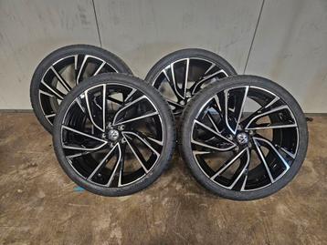 Adelaide look velgen VW Golf 19 inch 235/35R19 Hankook  beschikbaar voor biedingen