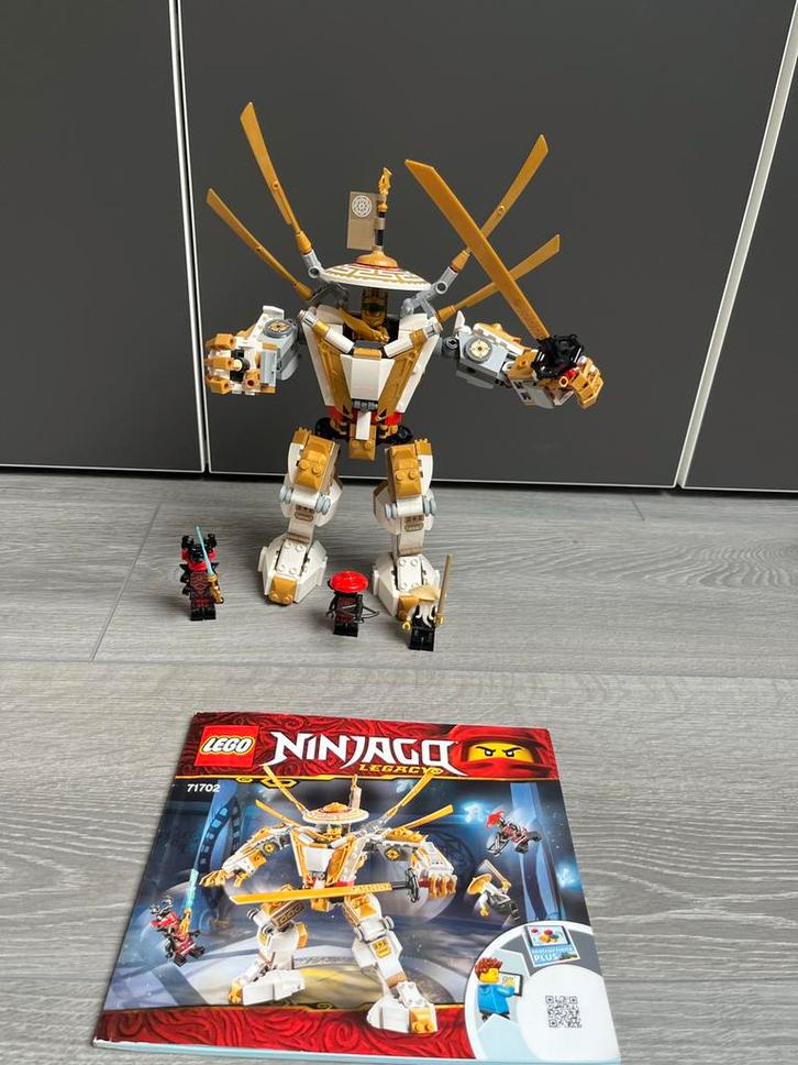 Lego Ninjago Legacy 71702 Gouden Mech, Kinderen en Baby's, Speelgoed | Duplo en Lego, Zo goed als nieuw, Lego, Complete set, Ophalen of Verzenden
