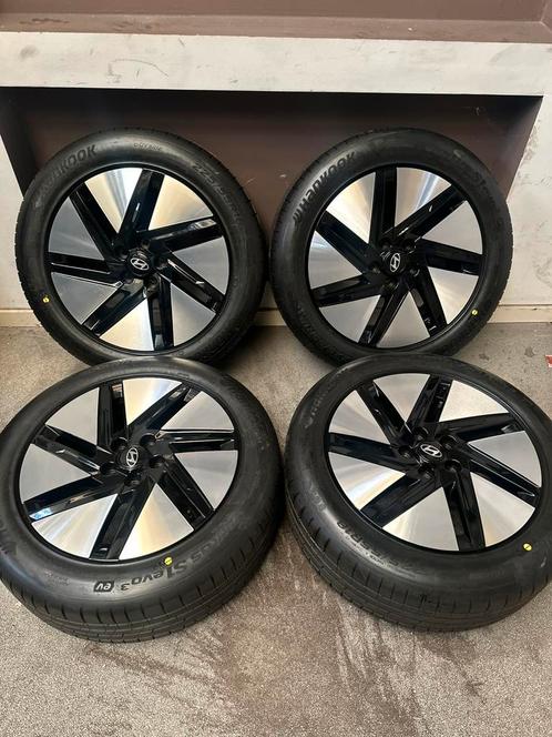18 inch Hyundai velgen met nieuwe banden | 5x114.3 | ET51, Auto-onderdelen, Banden en Velgen, Banden en Velgen, Zomerbanden, 18 inch