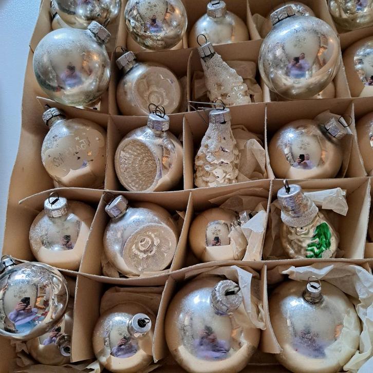 Kerstballen van vroeger met Piek, Diversen, Kerst, Nieuw, Ophalen