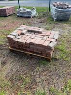 Gebruikte Klinkers voornamelijk rood klein palletje zwart, Tuin en Terras, Tegels en Klinkers, Ophalen, Gebruikt, Klinkers, Minder dan 5 m²