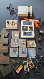 nes set met spelletjes, Spelcomputers en Games, Spelcomputers | Nintendo NES, Ophalen, Gebruikt, Met 2 controllers