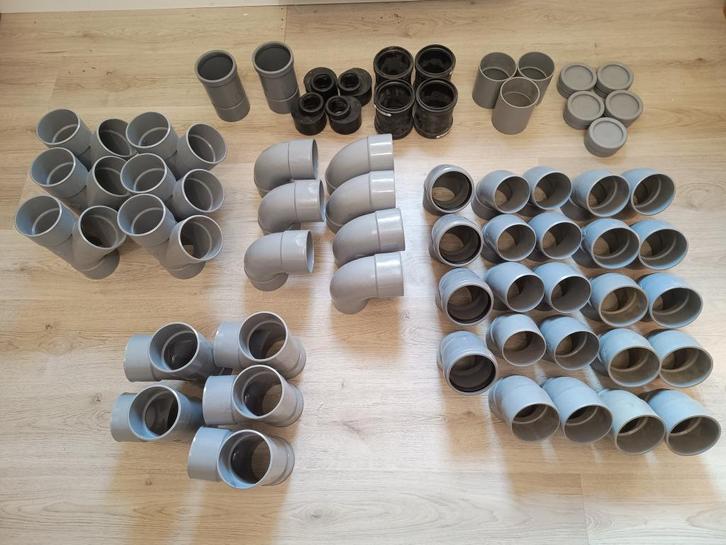 PVC/PP Hulpstukken Ø90MM -  60 Stuks - NIEUW, Doe-het-zelf en Verbouw, Buizen en Afvoer, Nieuw, Bochten, Pvc, Minder dan 2 meter