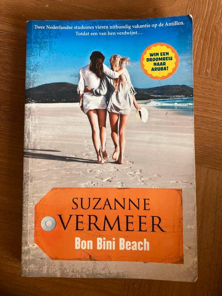 Suzanne Vermeer - Bon Bini beach, Boeken, Thrillers, Gelezen, Nederland, Ophalen of Verzenden