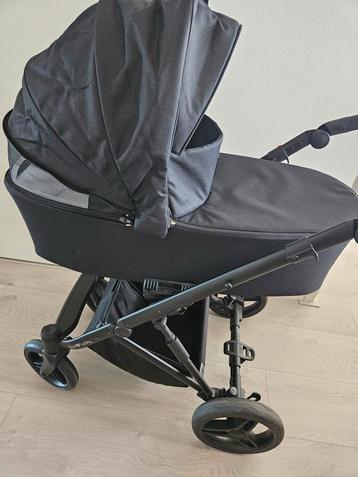 Bornlucky 3in1 Kinderwagen - Goede Staat! beschikbaar voor biedingen