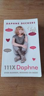 Daphne Deckers - 111keer Daphne, Ophalen of Verzenden, Zo goed als nieuw, Daphne Deckers