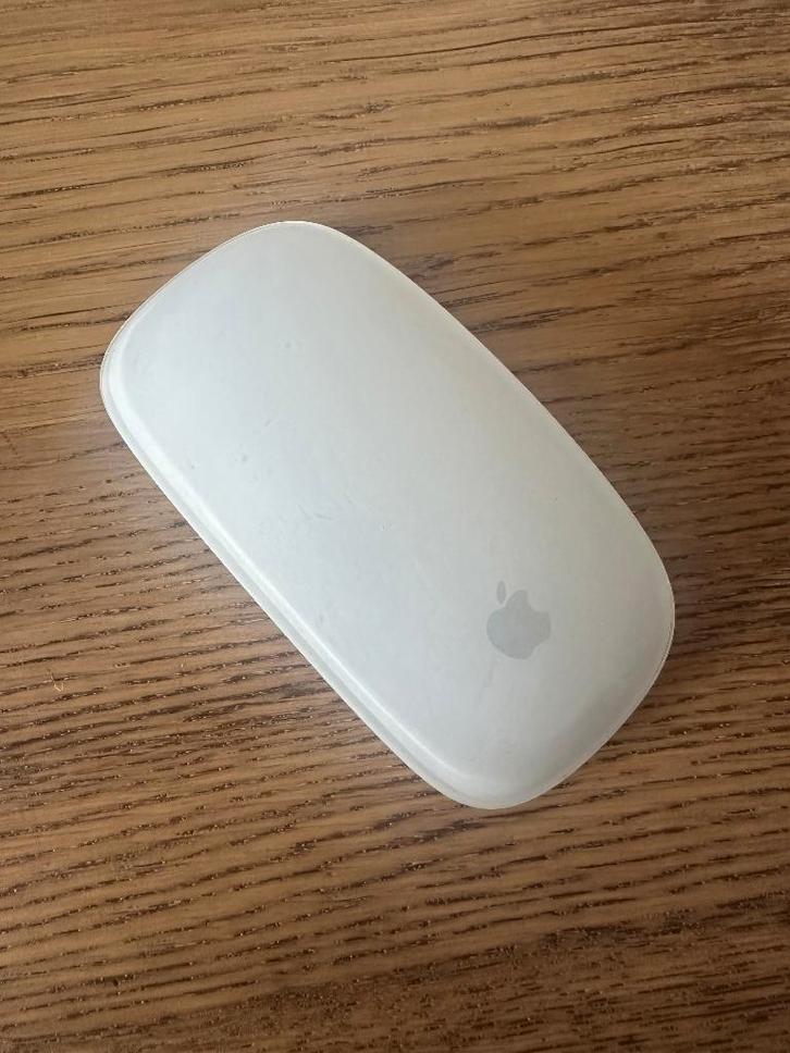 Apple Magic Mouse A1296 – Werkend, lichte gebruikssporen, Computers en Software, Muizen, Gebruikt, Muis, Draadloos, Ophalen of Verzenden