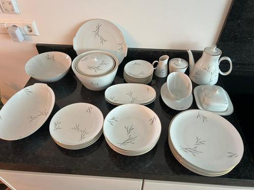 Antiek Servies Compleet Bamboe Design, Antiek en Kunst, Antiek | Servies compleet, Ophalen